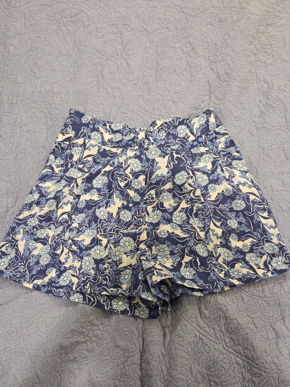 Reiss Navy and Cream Floral High-Waist Shorts Size 4, New W/O Tags!